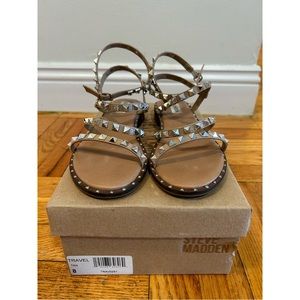 Steve Madden Travel Tan Sandal Size 8